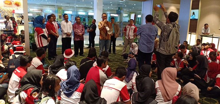 Mahasiswa KKN Kebangsaan 2019 Nonton Bareng Bersama Pak Dirjen Belmawa Ristekdikti