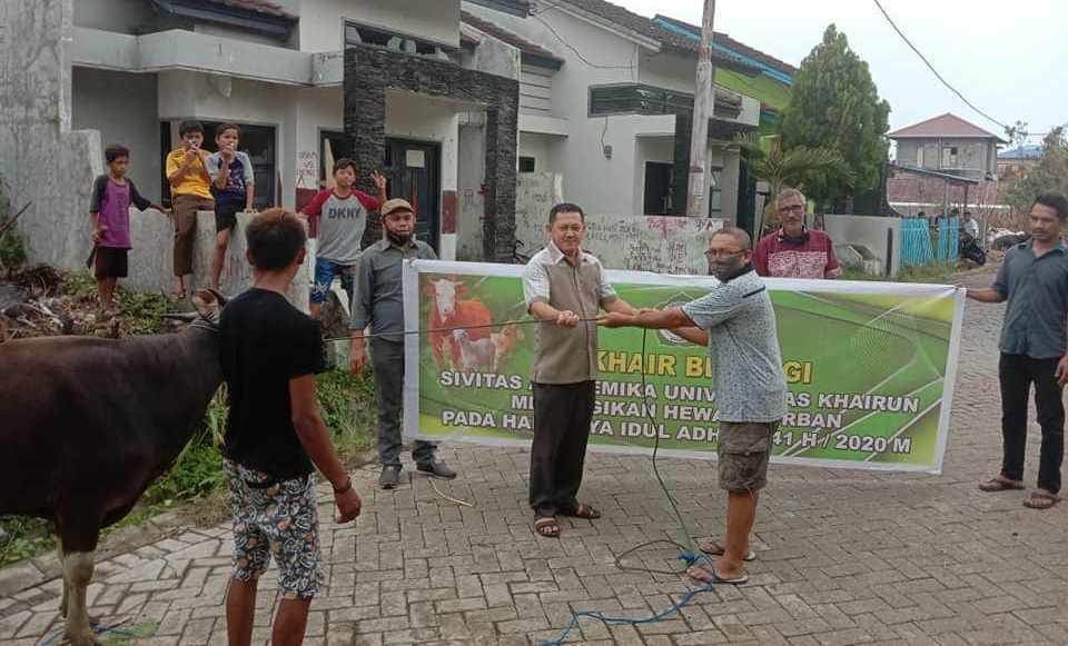 Unkhair Salurkan 20 Hewan Kurban Untuk Mahasiswa dan Masyarakat
