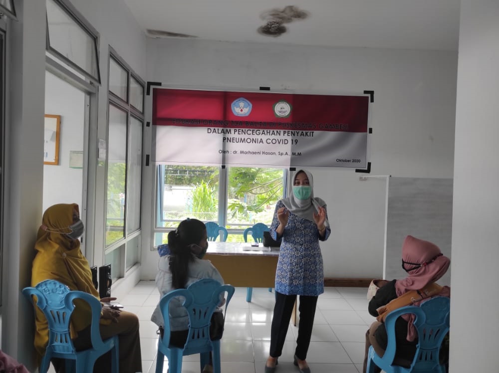 Edukasi Orang Tua Balita di Puskesmas Gambesi Dalam Pencegahan Penyakit Pneumonia Covid-19