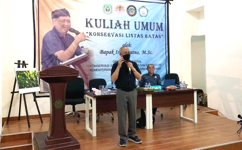 Dirjen KSDAE Kementerian Lingkungan Hidup dan Kehutanan Beri Kuliah Umum di Unkhair