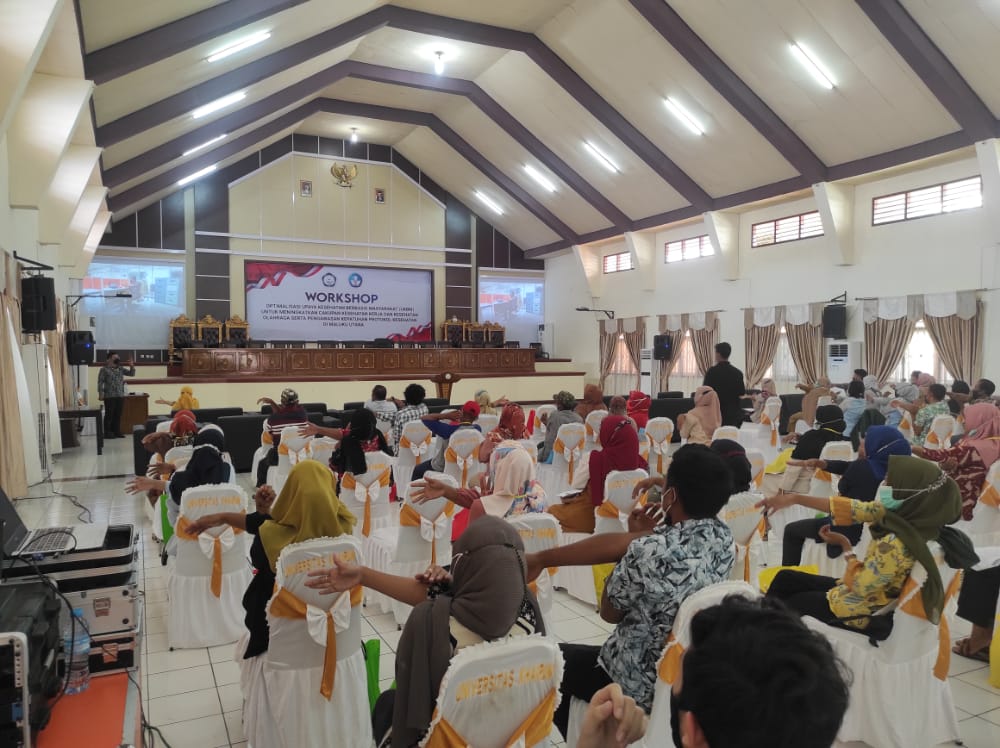 Sosialisasi Optimalisasi Upaya Kesehatan Berbasis Masyarakat (UKBM) Untuk Meningkatkan Cakupan Kesehatan Kerja dan Kesehatan Olahraga Serta Pencegahan Covid19 di Maluku Utara