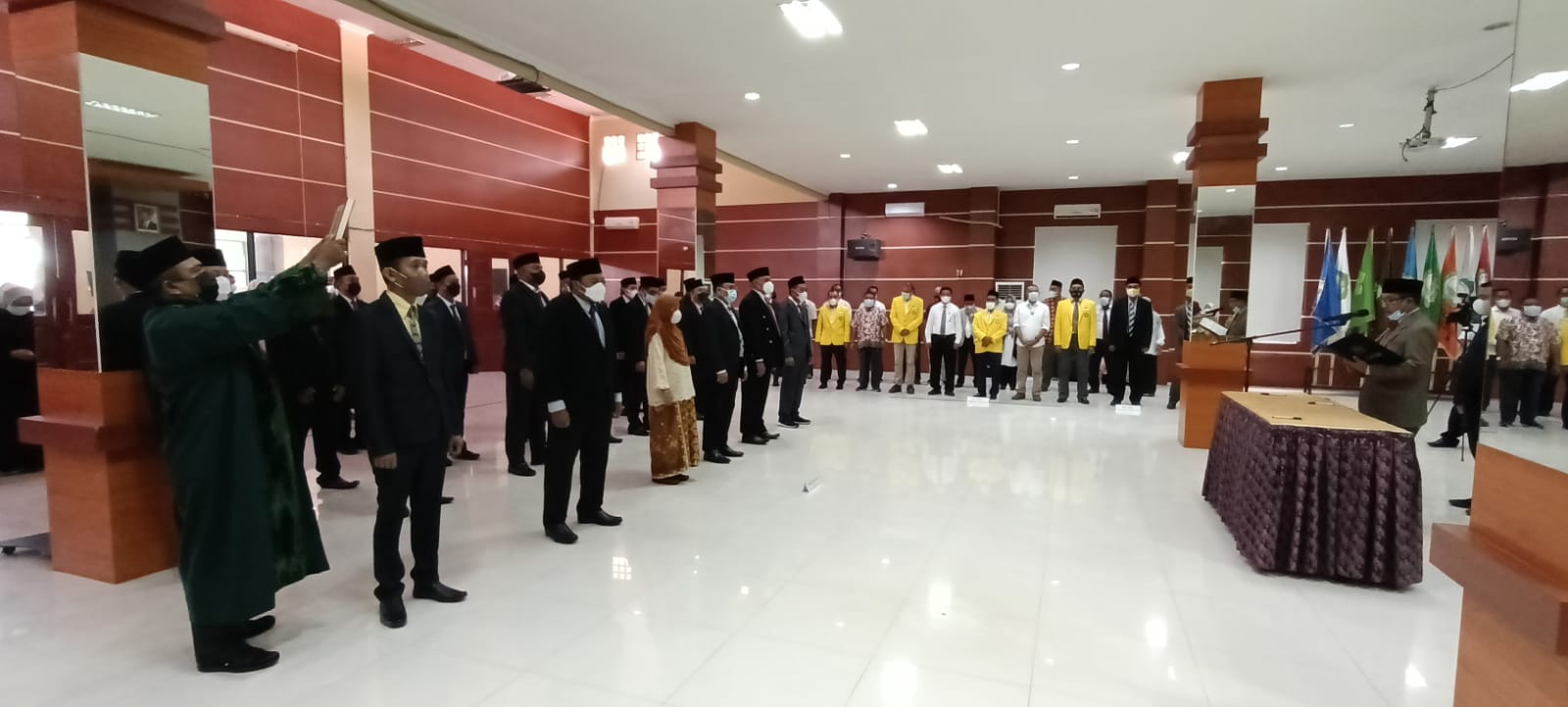 Rektor Lantik Pejabat Wakil Dekan, Wakil Direktur Pascasarjana, Kepala UPT, Ketua SPI, Sekertaris Lembaga dan Pejabat Fungsional