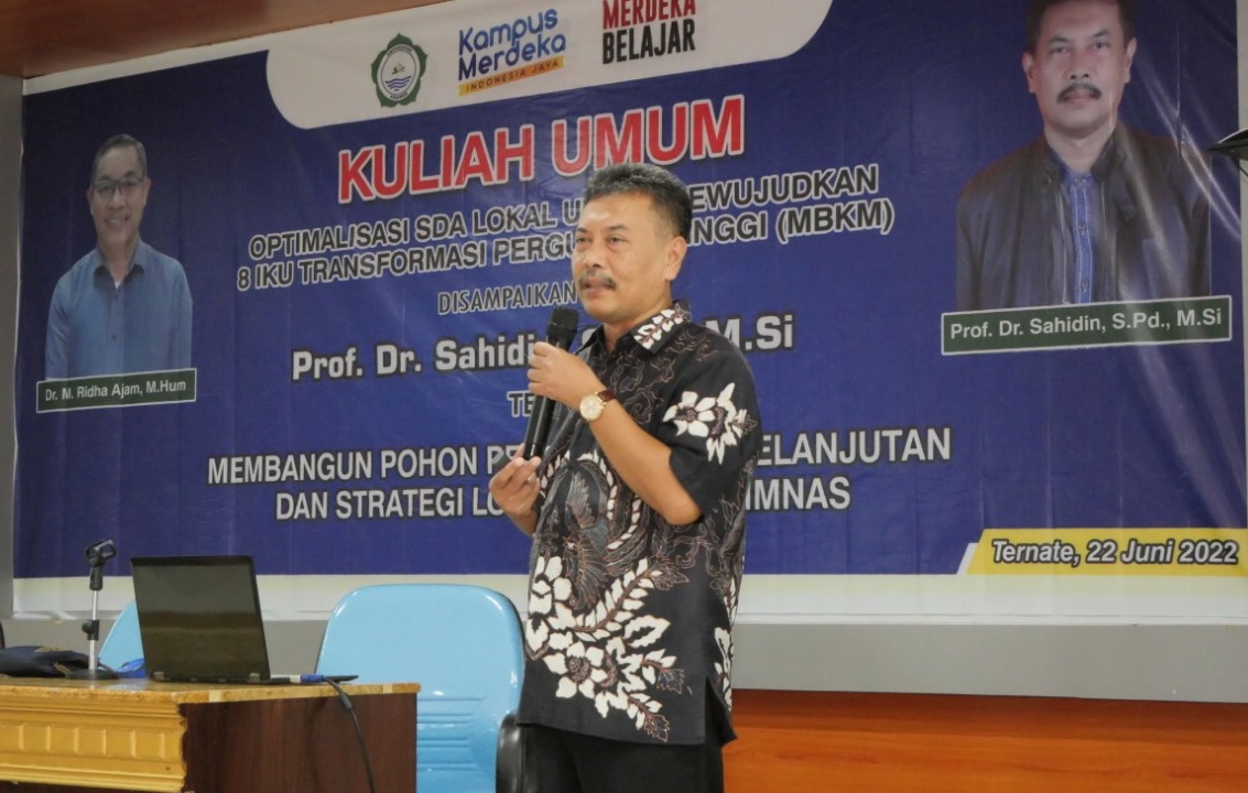 Prof. Dr. Sahidin, S.Pd.M.Si Beri Kuliah Umum di Universitas Khairun
