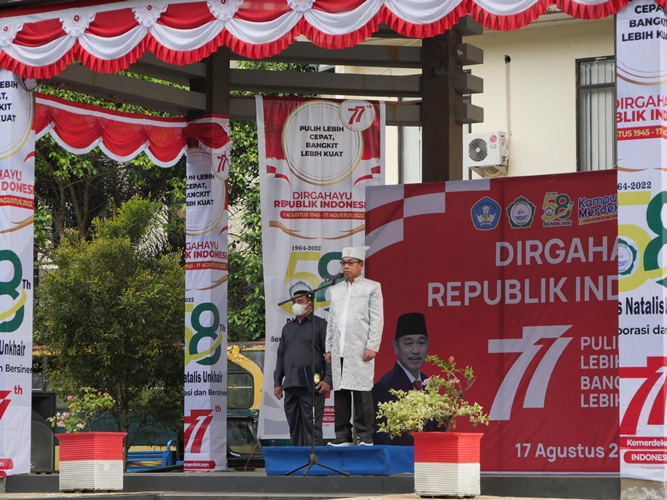 Unkhair Gelar Upacara Peringati HUT RI ke 77