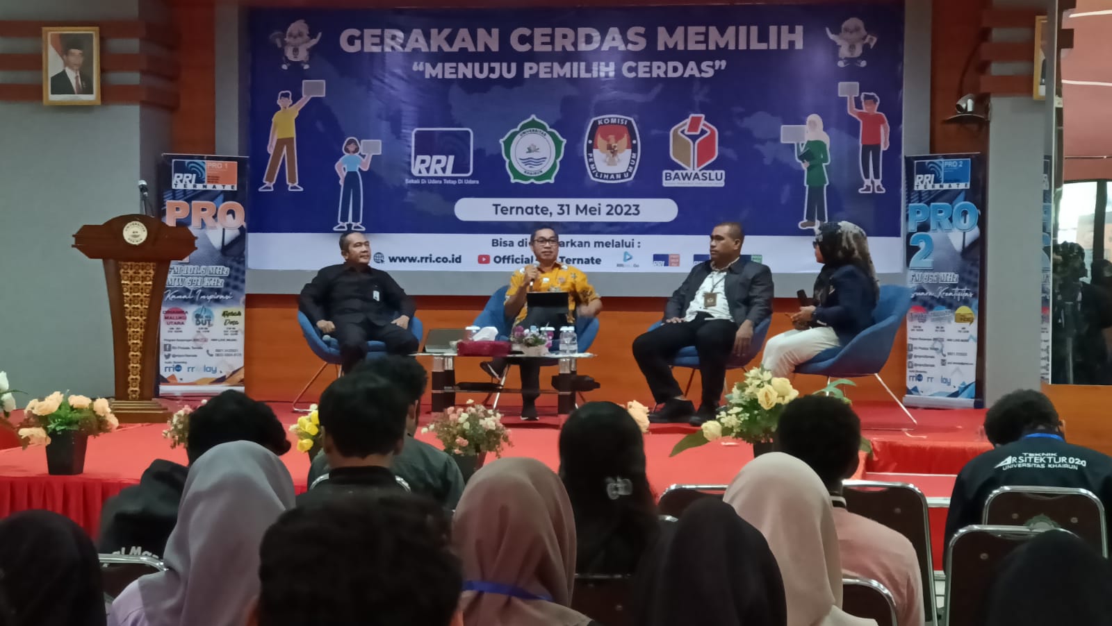 Talkshow RRI dengan Unkhair, Dorong Partisipasi Pemilih Pemula