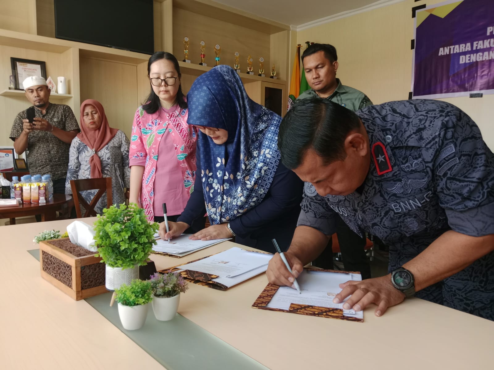 Tandatangani MoA, FK Unkhair  Jalin Kerjasama BNN Malut
