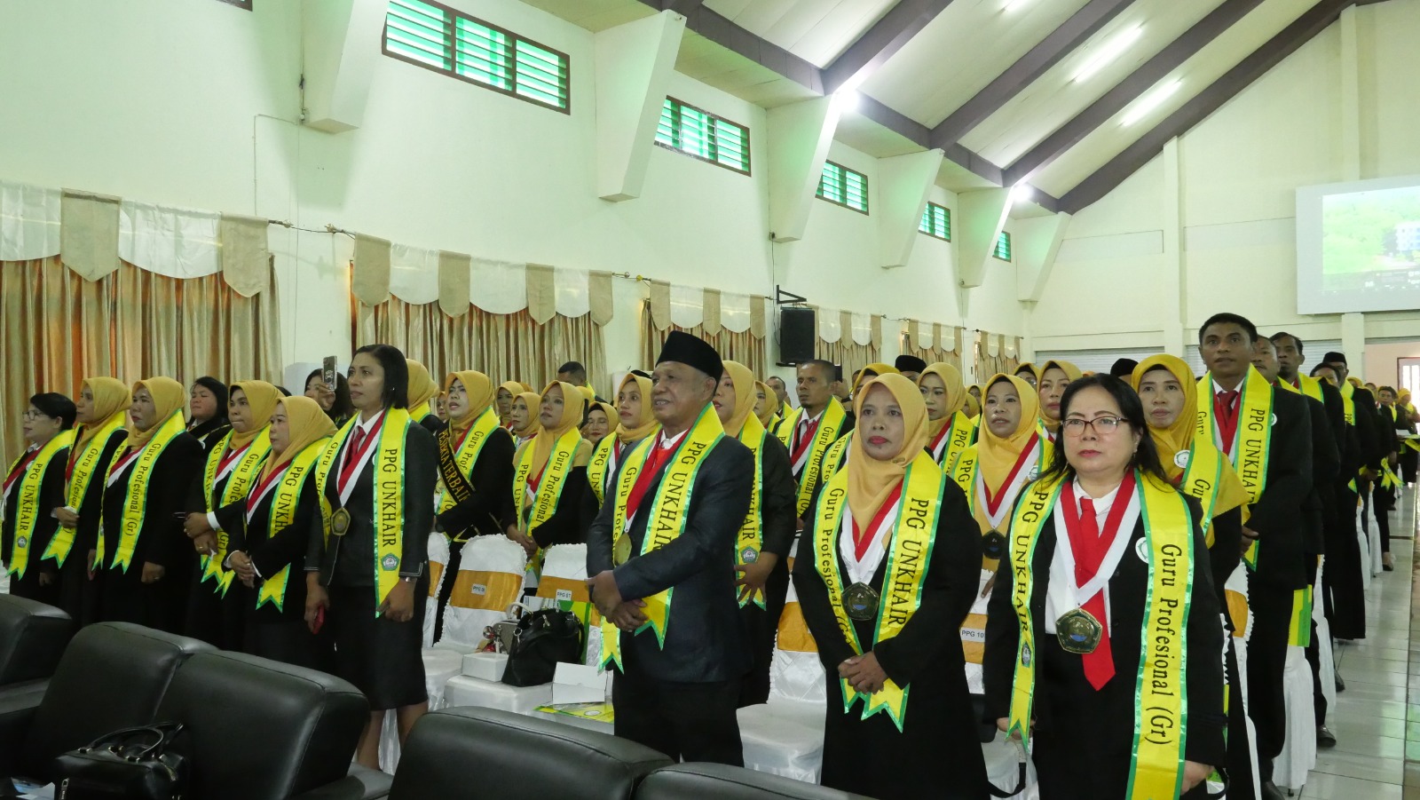 471 PPG Unkhair Resmi di Kukuhkan Sebagai Guru Profesional