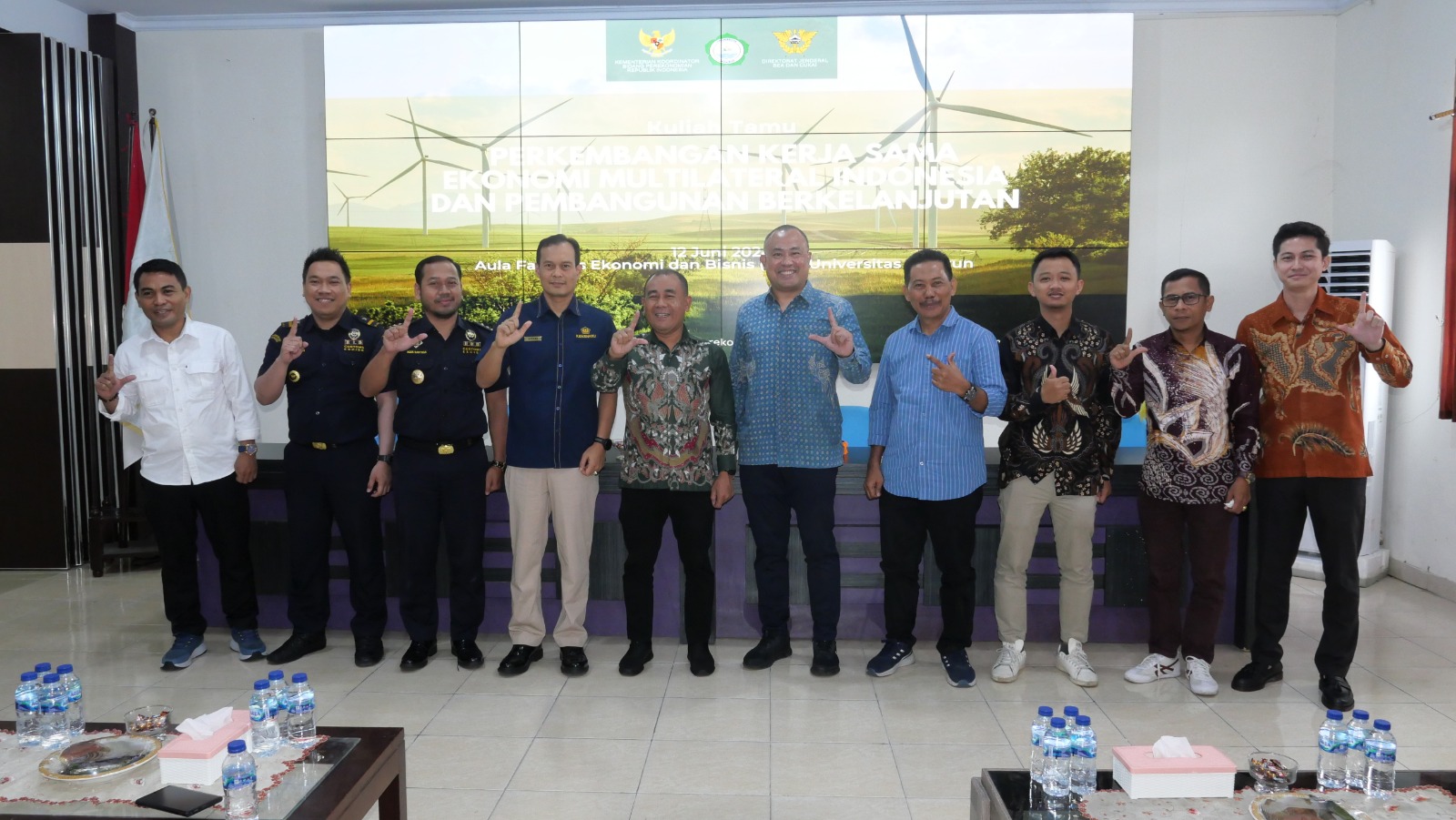 FEB Unkhair, Kuliah Tamu Perkembangan Kerja sama Ekonomi Multilateral Indonesia