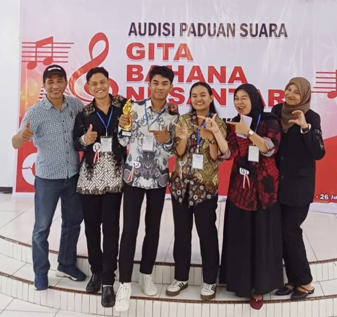 Satu Mahasiswa Unkhair, Terpilih Mewakili Malut Ikuti Paduan Suara GBN di Istana Merdeka, Jakarta