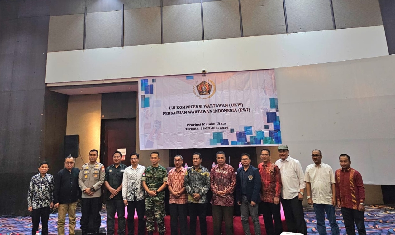 Rektor Unkhair Hadiri UKW Persatuan Wartawan Indonesia
