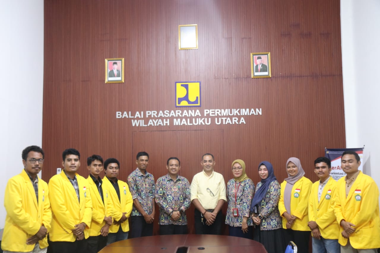 Serah Terima Sertifikat KKN Tematik 2024: Kolaborasi Unkhair dan BPPW Malut Perkuat Infrastruktur Desa