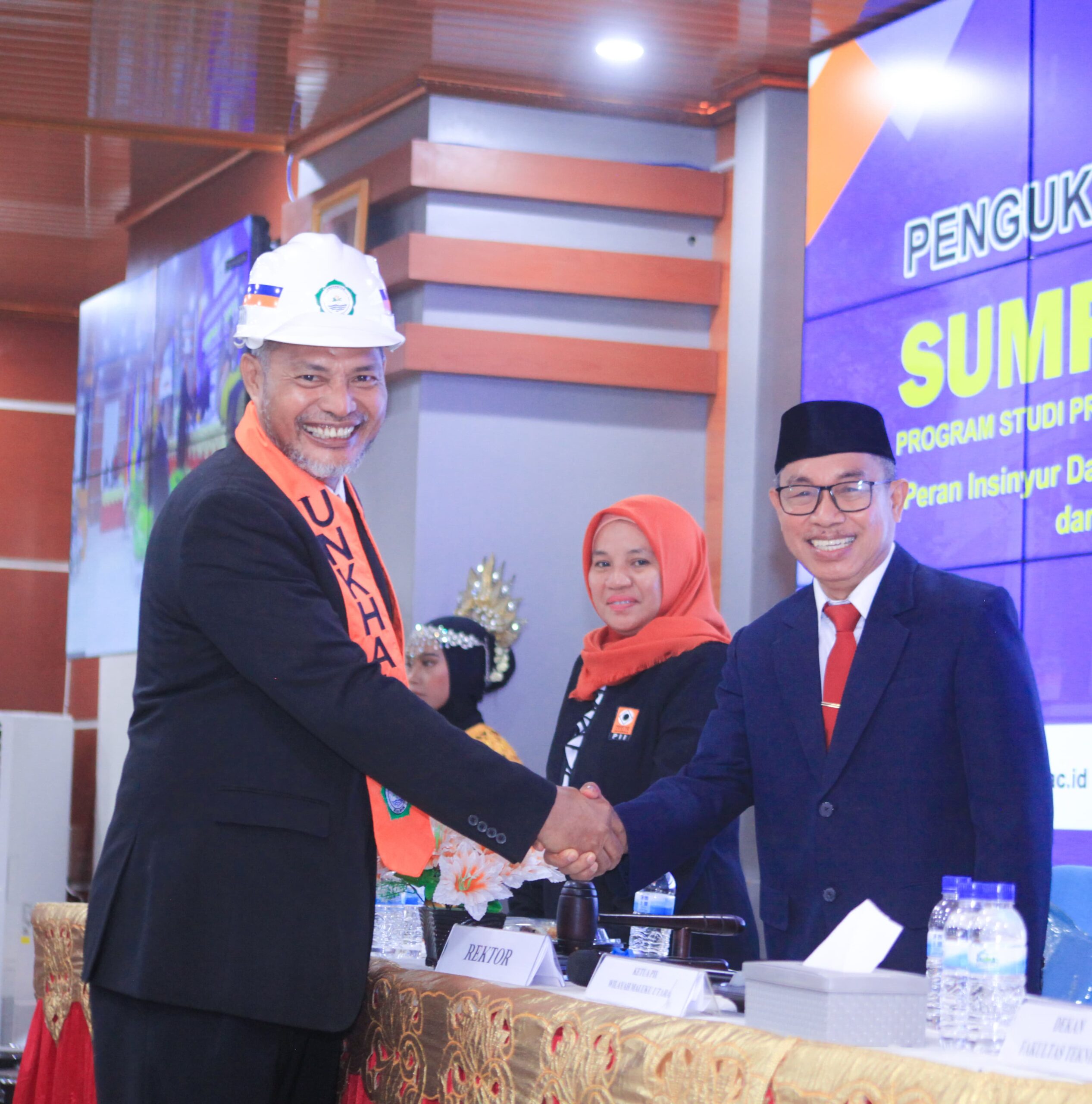 Pengukuhan 31 Profesi Insinyur Baru Unkhair, Rektor Tekankan Etika dan Dedikasi