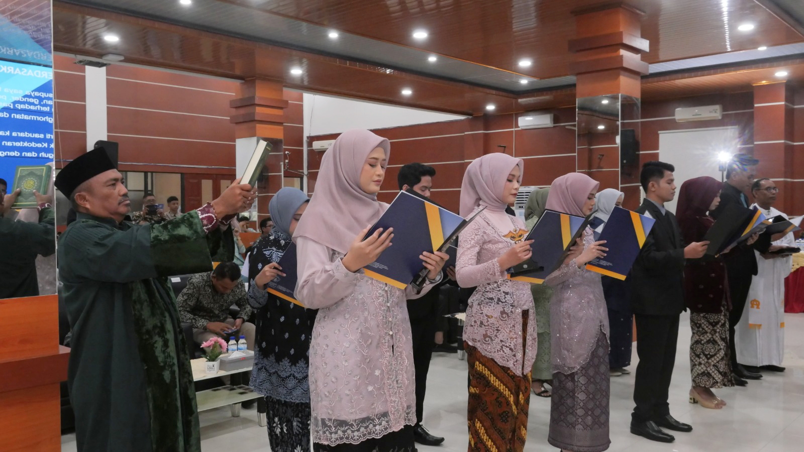 FKIK Unkhair Angkat Sumpah 11 Dokter Baru, Rektor: Ini Buah Perjuangan Panjang