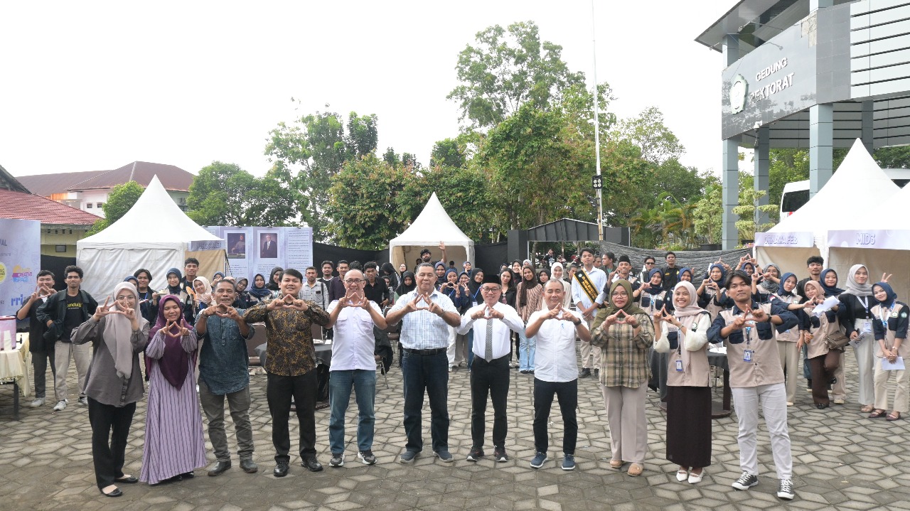 Rektor Unkhair Resmi Tutup Accounting Week 2025, Dorong Akuntansi Unggul dan Berdaya Saing Internasional