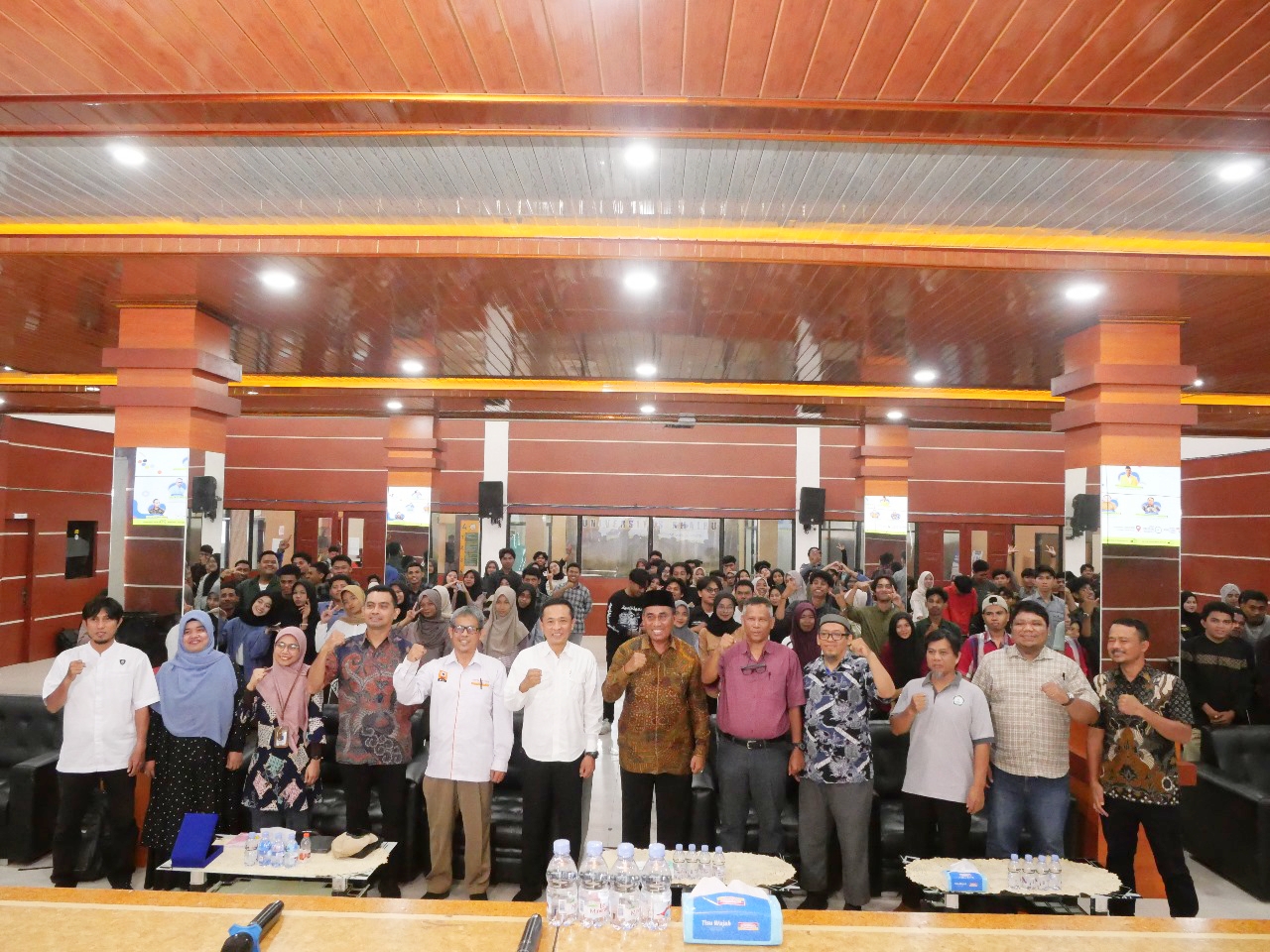 Guru Besar Unhas Bahas Tantangan dan Peluang Infrastruktur di Wilayah Kepulauan