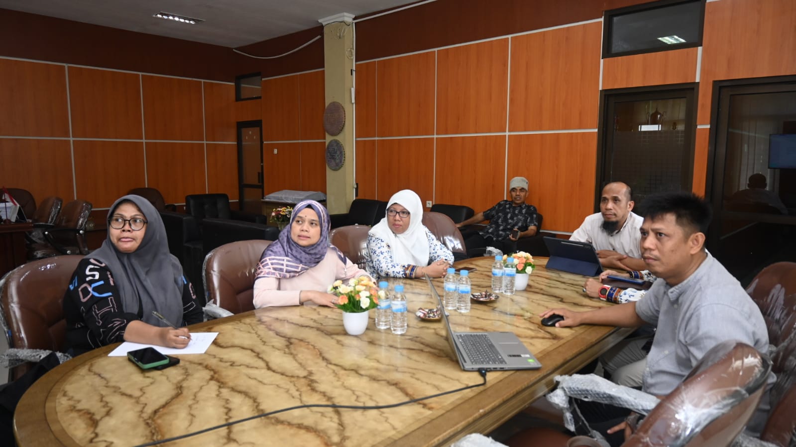 Dekan FKIP Unkhair Terima Kunjungan Guru Besar Universitas Malaya, Bahas Kerjasama