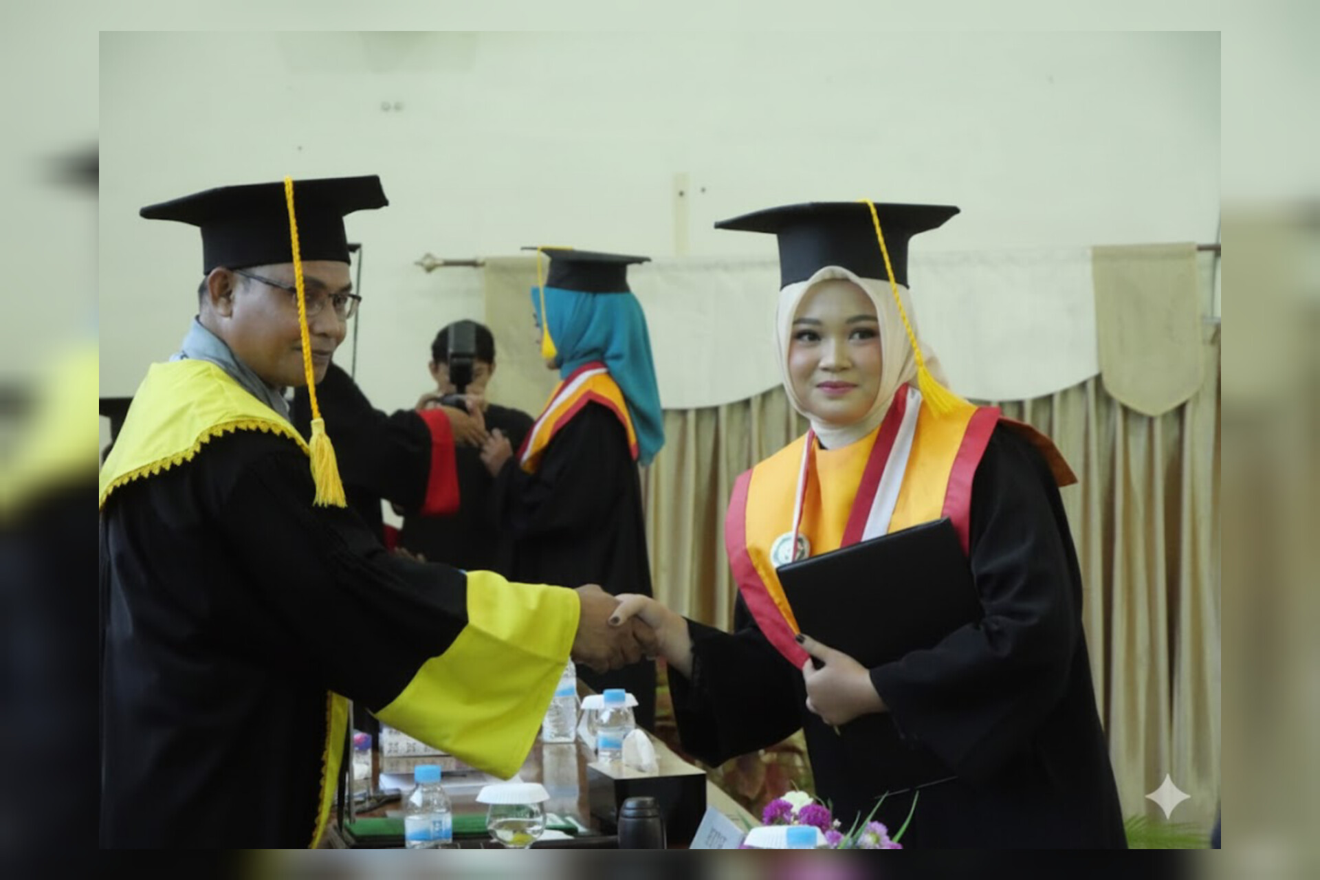 Jelang Akhir Tahun, Unkhair Wisuda 685 Lulusan dan Kukuhkan Tiga Guru Besar Tetap