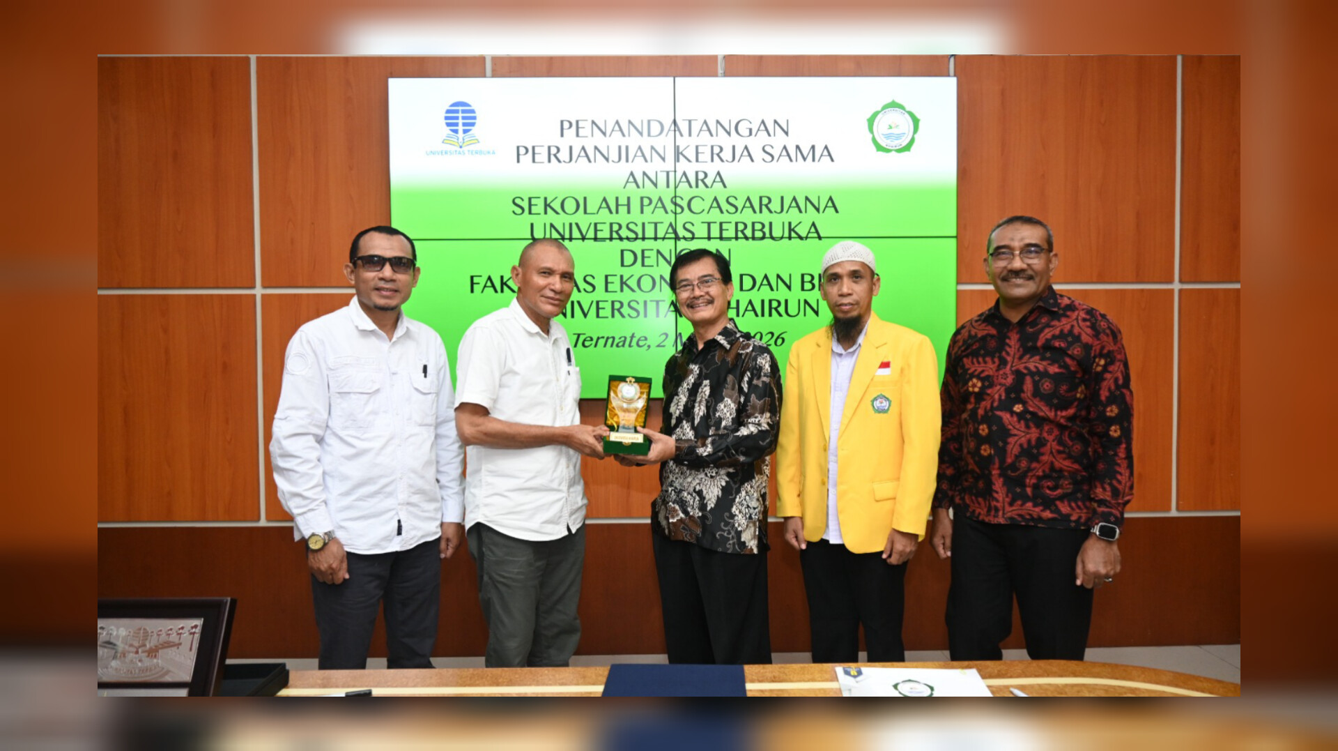 Unkhair–UT Teken Kerja Sama Pascasarjana, Perkuat Tridarma dan PJJ di Maluku Utara