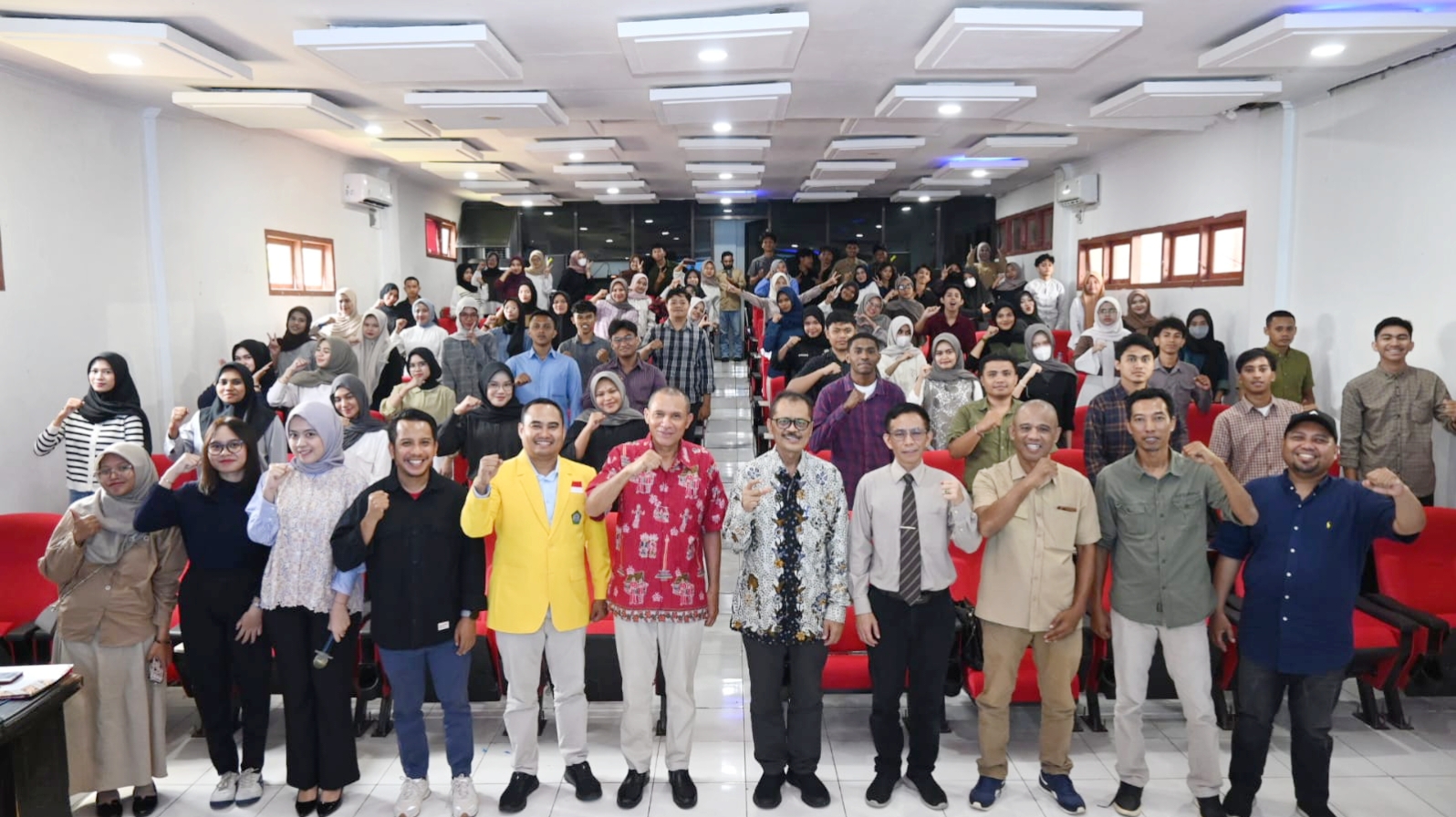 Wakil Ketua Komisi Yudisial RI Beri Kuliah Umum di FH Unkhair