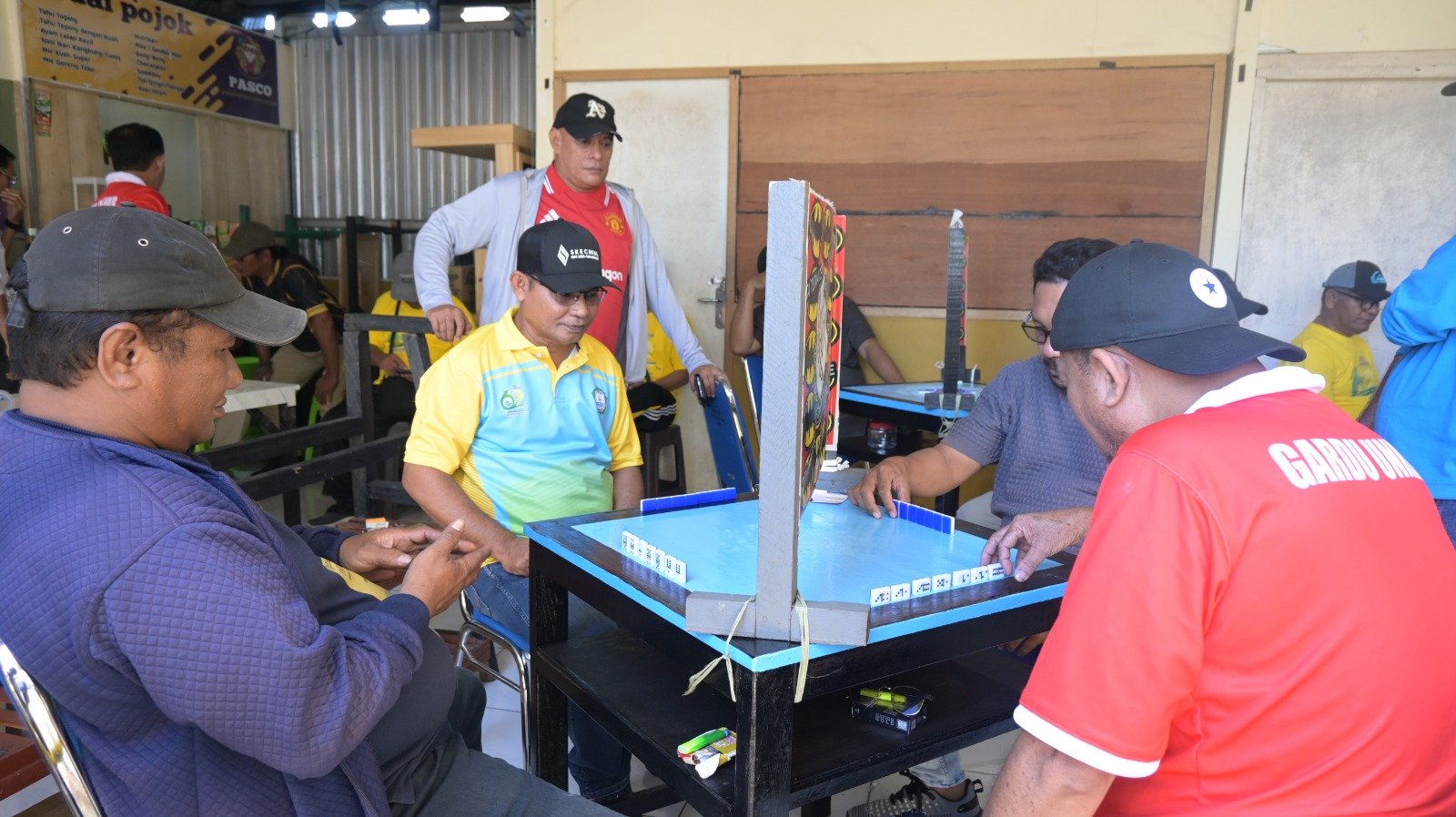 Buka Turnamen Domino, Rektor Unkhair Minta Peserta Junjung Sportivitas