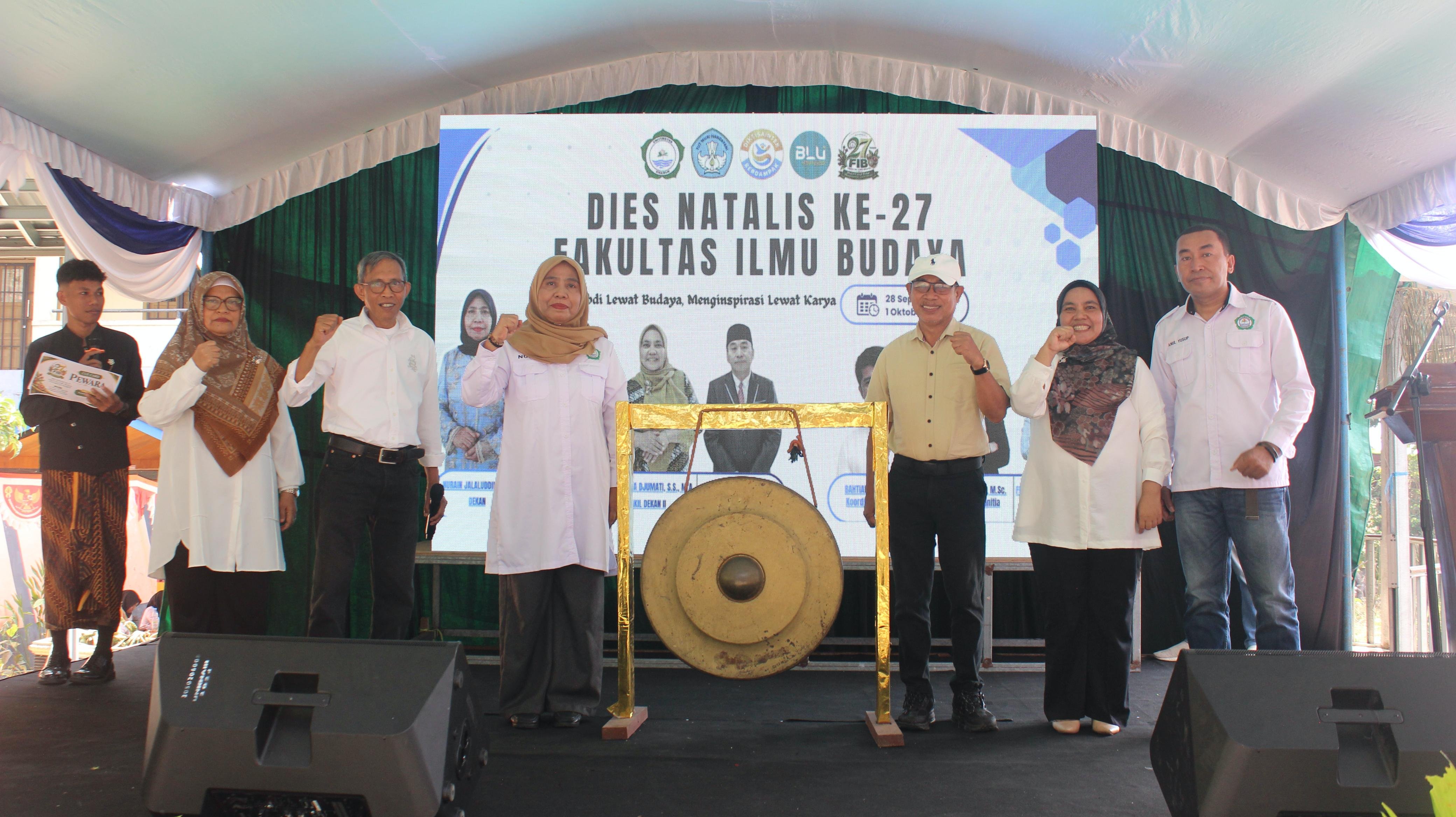 Semarak Pembukaan Dies Natalis ke-27 FIB Unkhair