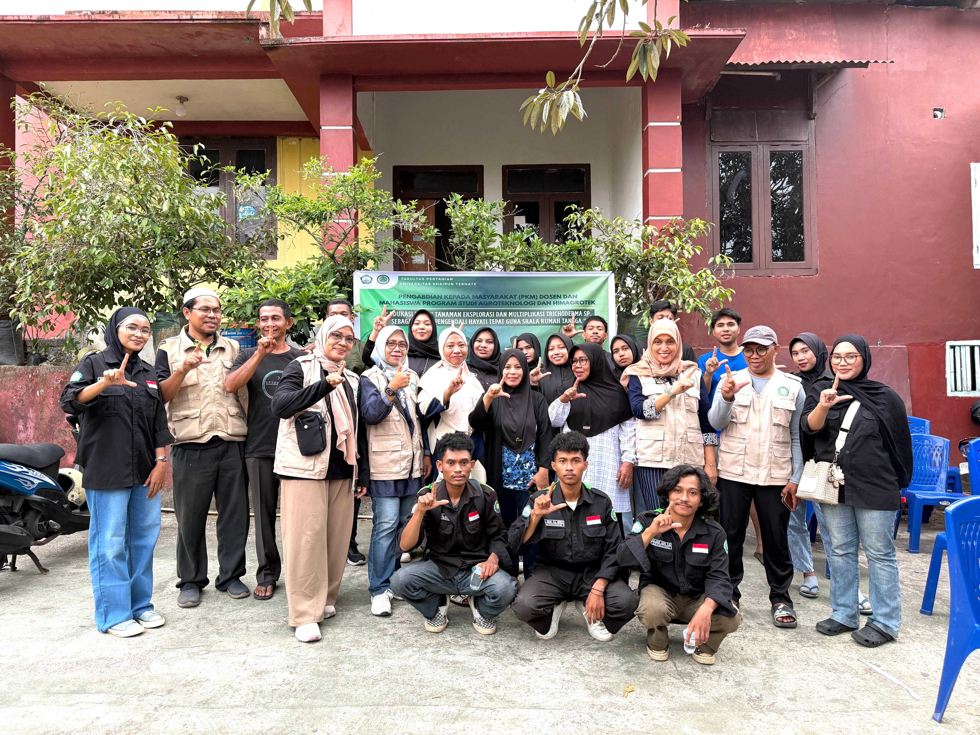Mahasiswa Unkhair Ajari KWT Maliaro Bikin Pestisida Hayati dari Trichoderma